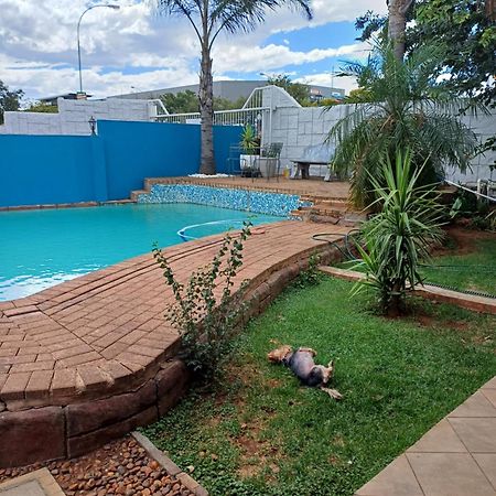 Orchard Guesthouse Bloemfontein Exterior foto